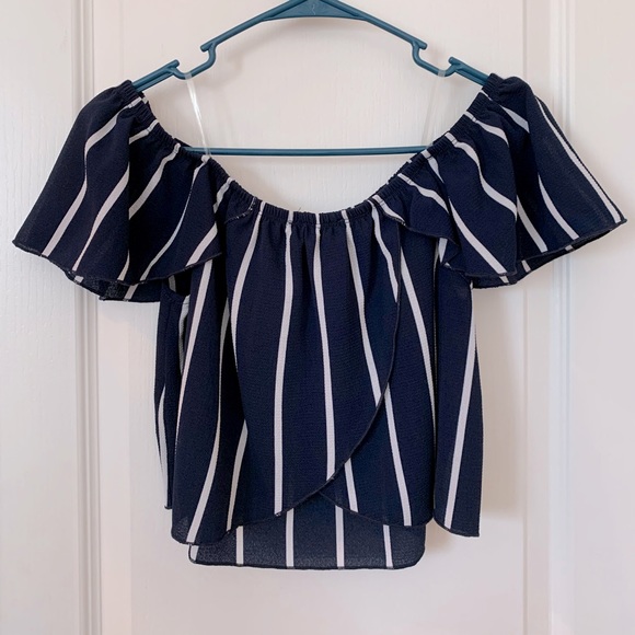 Striped Crop Top - Picture 1 of 2